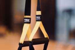 Le TRX permet un travail en profondeur en ciblant le renforcement des muscles stabilisateurs.